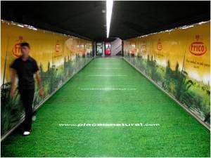 13. Metro de Barcelona (frangongue.blogspot.com)